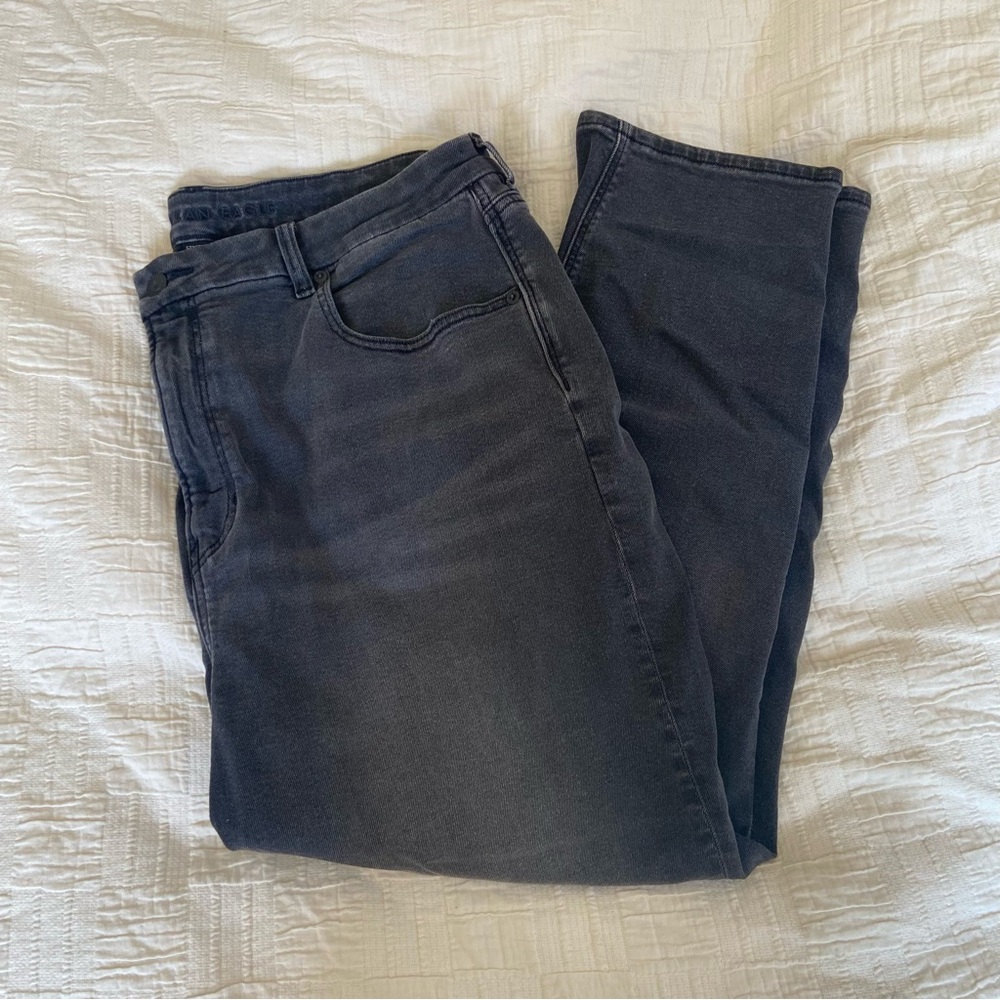 American Eagle Outfitters AE Stretch Curvy Straight Jean